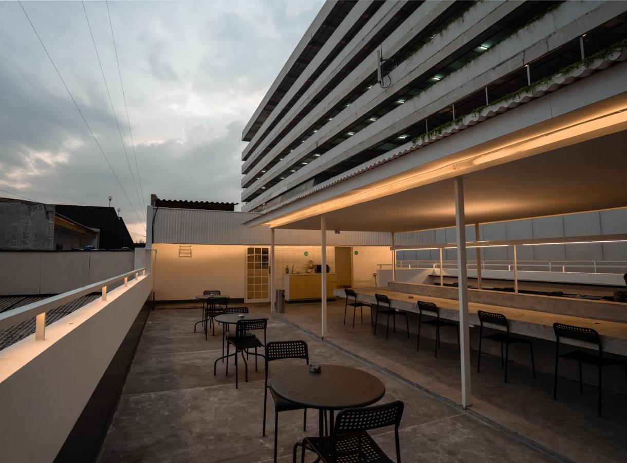 Hotel Bobopod Alun-Alun, Bandung Exterior foto